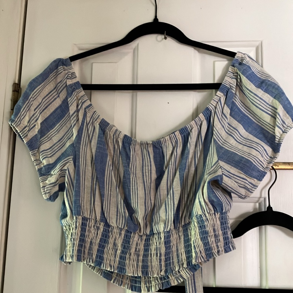 2 Torrid Size 1 (14-16) Linen Blue & Lt Grey Striped Tops, Off Shoulder & Tank - Picture 5 of 11